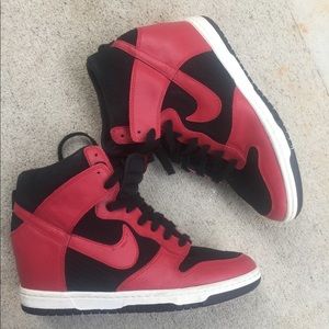 Nike Sky Hi Dunks